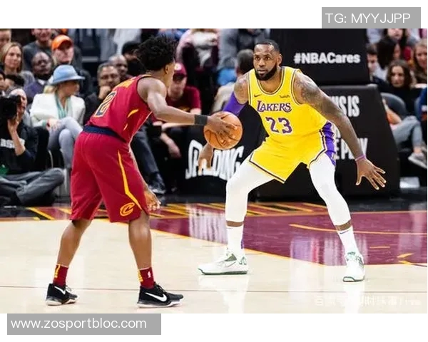 余华谈詹姆斯:从小皇帝加盟骑士起我便成为他的忠实粉丝 余华谈詹姆斯:从小皇帝加盟骑士起我便成为他的忠实粉丝