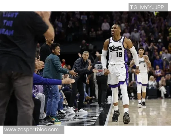 新鹰王三场三双表现惊艳神龟历史地位依旧超然篮球之神排名意外第三 新鹰王三场三双表现惊艳神龟历史地位依旧超然篮球之神排名意外第三